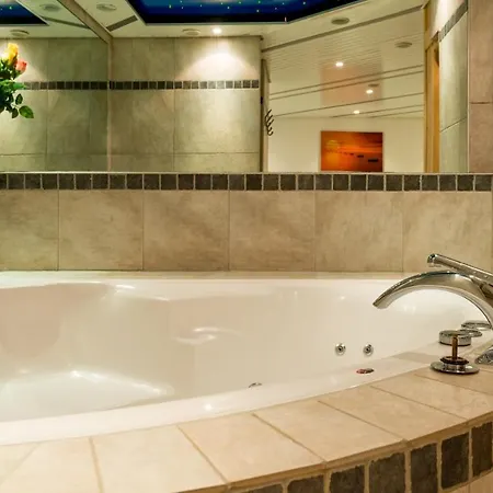 Haus Avalanche * 萨斯费